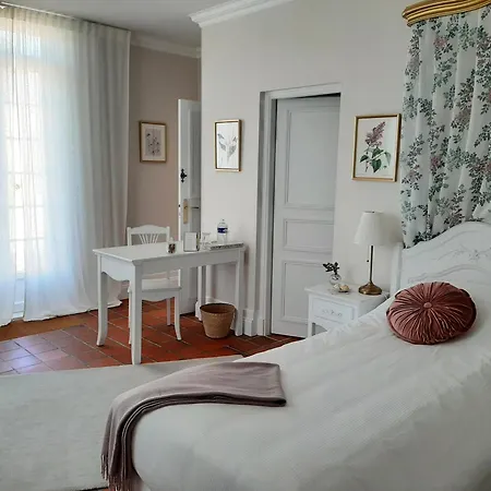 Maison Coquereaumont ベッド・アンド・ブレックファスト モンターニュ