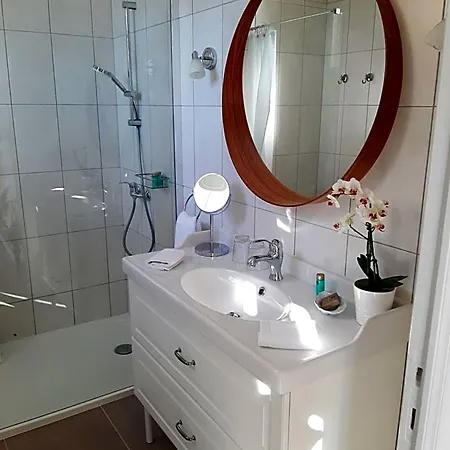Maison Coquereaumont Bed and Breakfast 3*