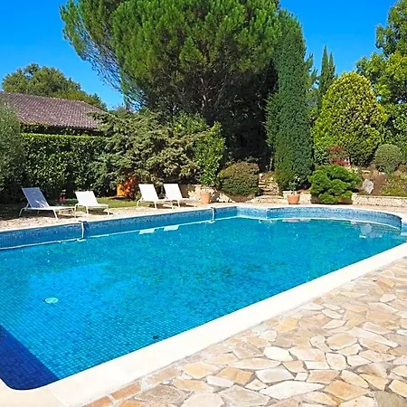 Bed and Breakfast Maison Coquereaumont 3*